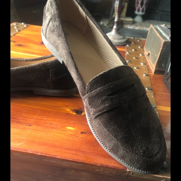Loafers NWOT - Picture 2 of 6